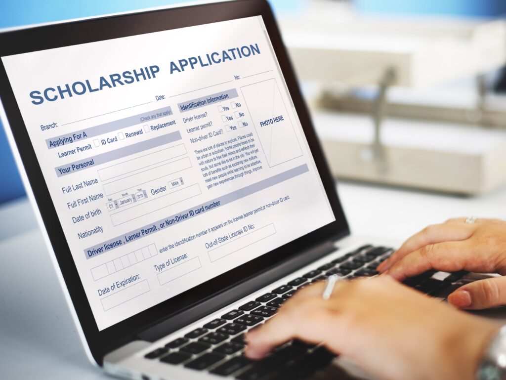Scholarship Application Tips for Medical Students