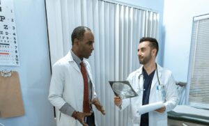 How to Present Cases Like a Pro During Clinical Rotations